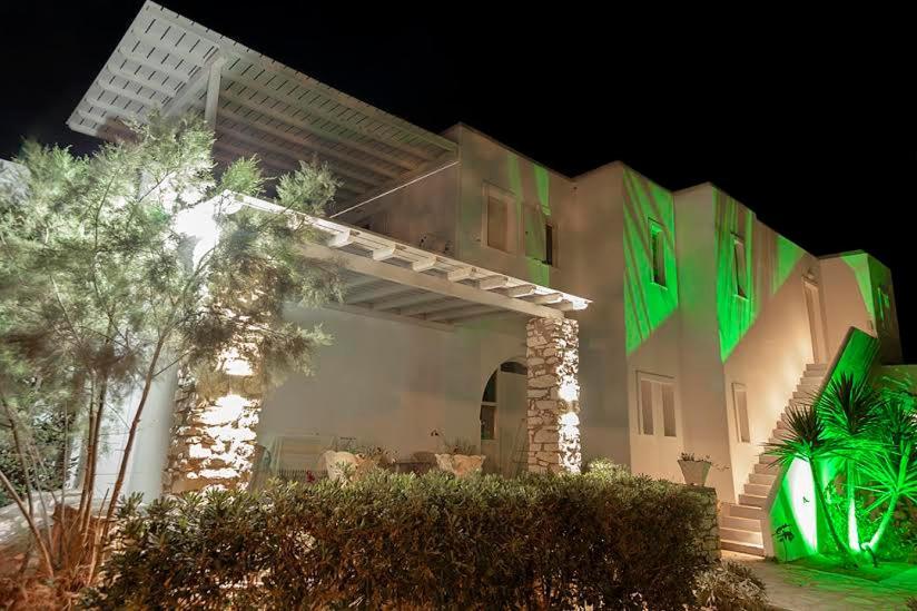 Mika Bungalows Naoussa Exterior foto