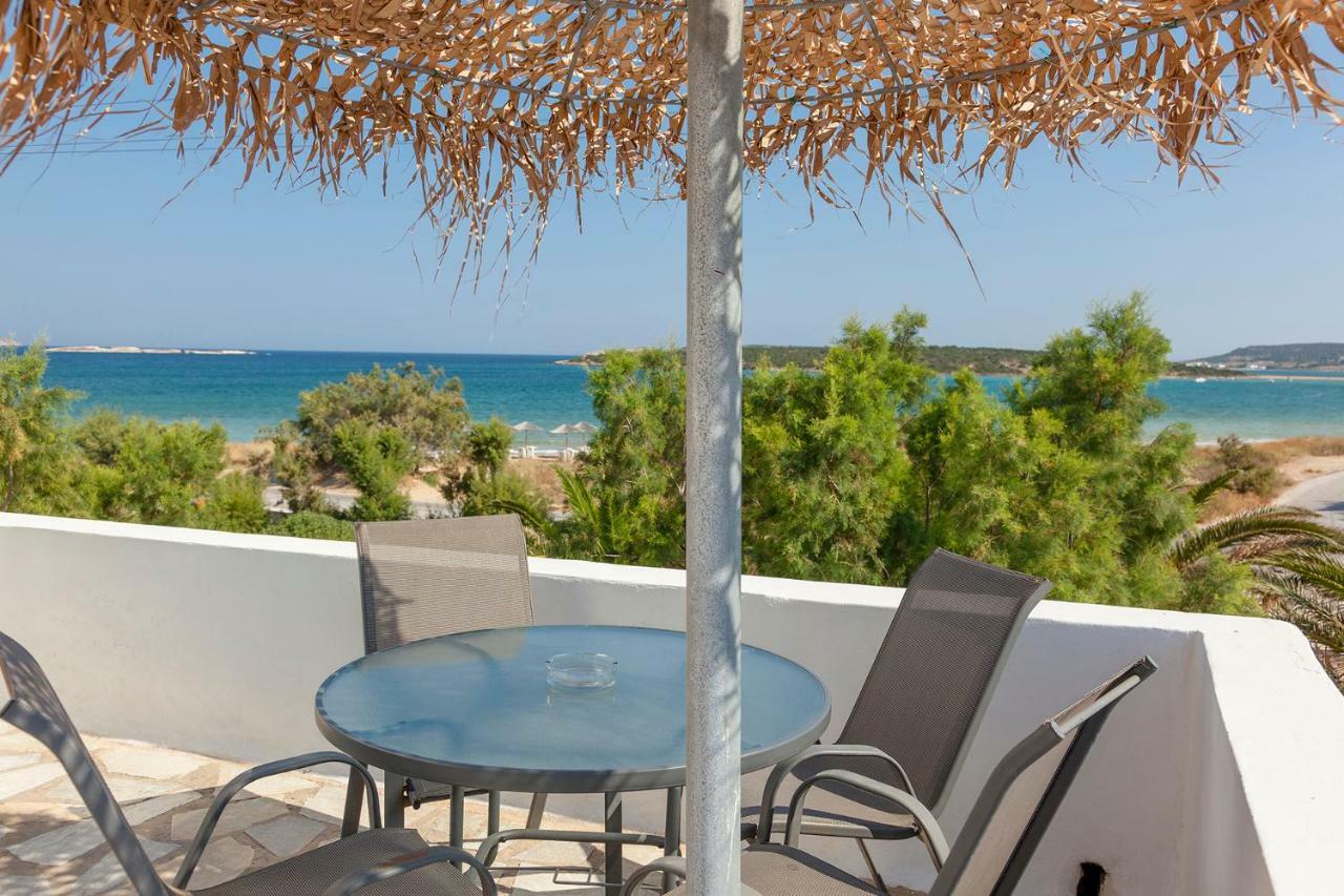 Mika Bungalows Naoussa Exterior foto